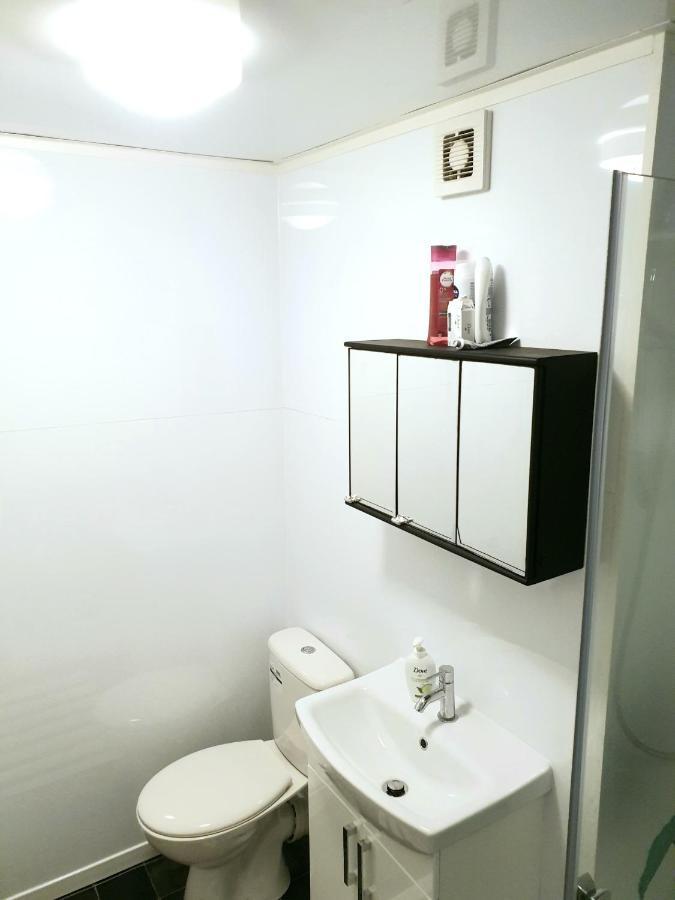 Elephant & Castle - Zone 2 - Private Rooms - Shared Bathroom London Exterior foto